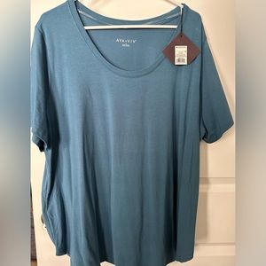 Ava & Viv Women’s shirt size 20/22